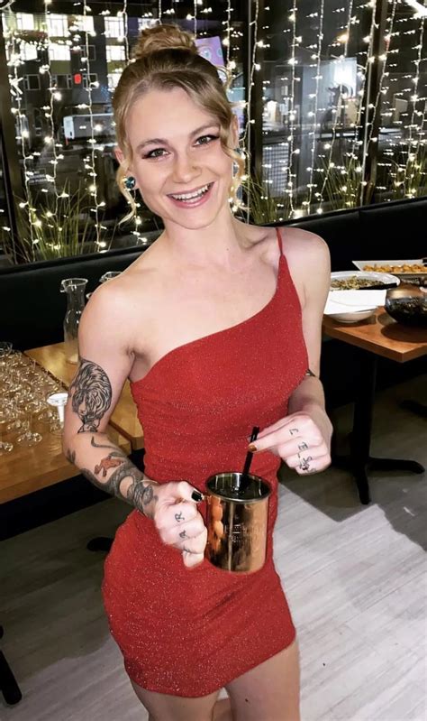 Red Dress Nudes Clothedwomen NUDE PICS ORG