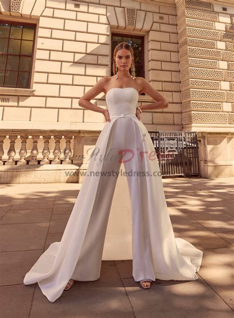 2023 Elegant A Line Bridal Jumpsuits Disassemble Brush Train Glamorous