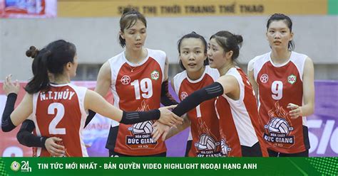 Hot girl bóng chuyền Lý Thị Luyến 1m91 chắn bóng như máy đưa đội nhà vào chung kết