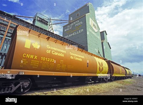 Canada Prairies Alberta Drumheller Wheat Pool Grain Elevators Jmh0228