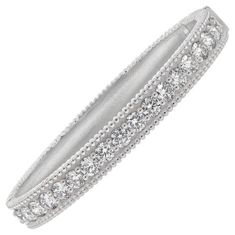 Roman Malakov 5 68 Carat Total Brilliant Round Shape Diamond Bangle