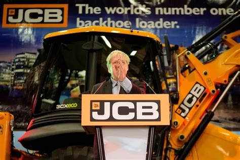 This Is What Boris Johnson Had To Say On Brexit During A Visit To Jcb Today Derbyshire Live