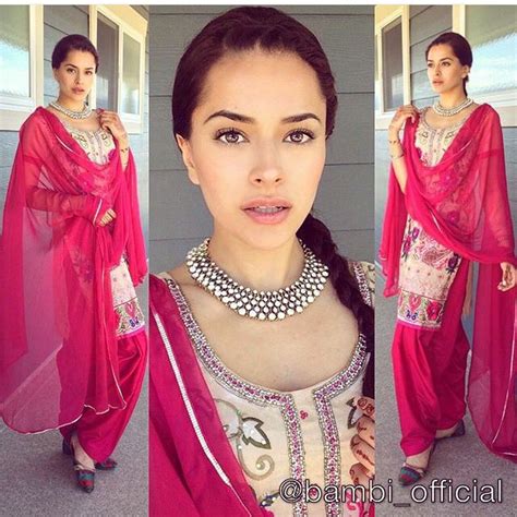 Hot Sexy Bambi Bains Bikini Pics