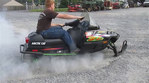 Arctic Cat Zl 500 Snowmobile Youtube