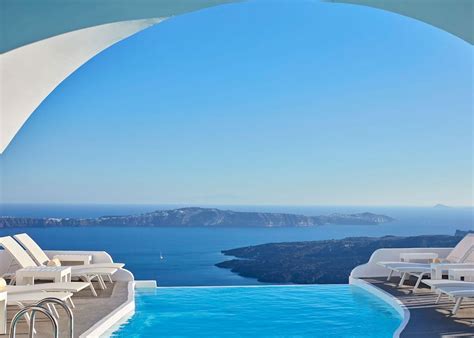 Chromata Hotel | Hotels in Santorini | Audley Travel US