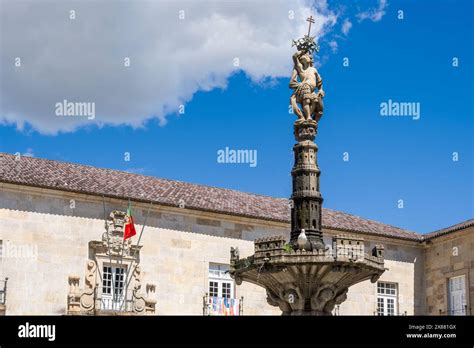 Largo Do Paco Archiepiscopal Palace Court With The Chafariz Dos