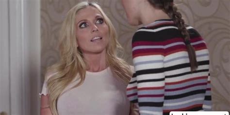 Hot Christie Stevens Enjoys Grinding Lana Rhoades Wet Pussy Tnaflix