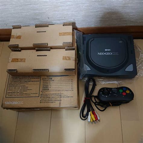 【やや傷や汚れあり】ネオジオ Cdz Neogeo Cdz Neo Geo Cdz 製造番号一致 動作確認済み 当時物正規品の落札情報詳細