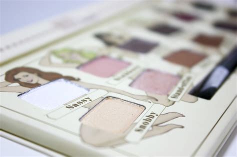 Nude Nude Nude Avec The Balm Et Sa Chic Palette La Nude Tude Nous