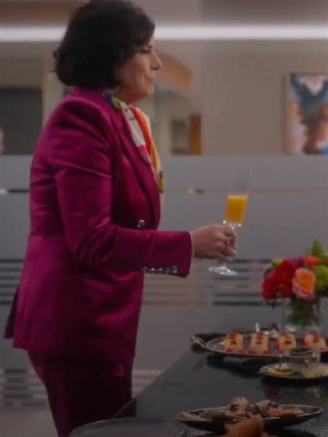So Help Me Todd S Marcia Gay Harden Pink Suit