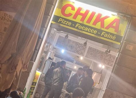 Pizze E Kebab Tra Tavolini E Sgabelli Abusivi Stangata Al Chika Di