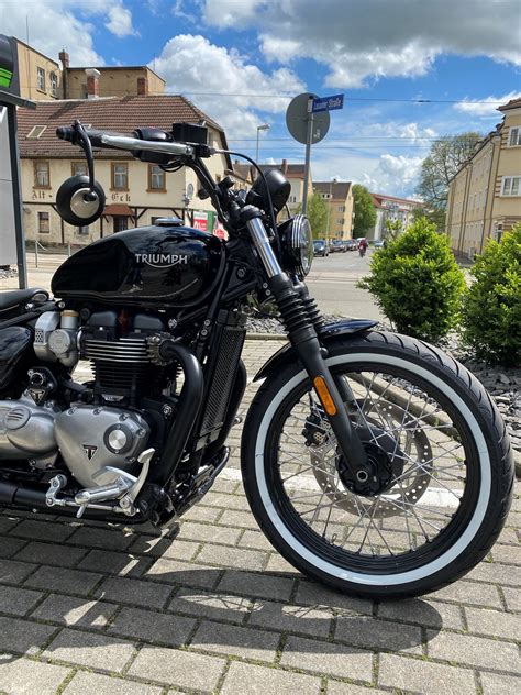 Umgebautes Motorrad Triumph Bonneville Bobber Von Msg Moto Shop Gera