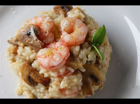 Delicioso arroz con gambas y champiñones una receta fácil y sabrosa