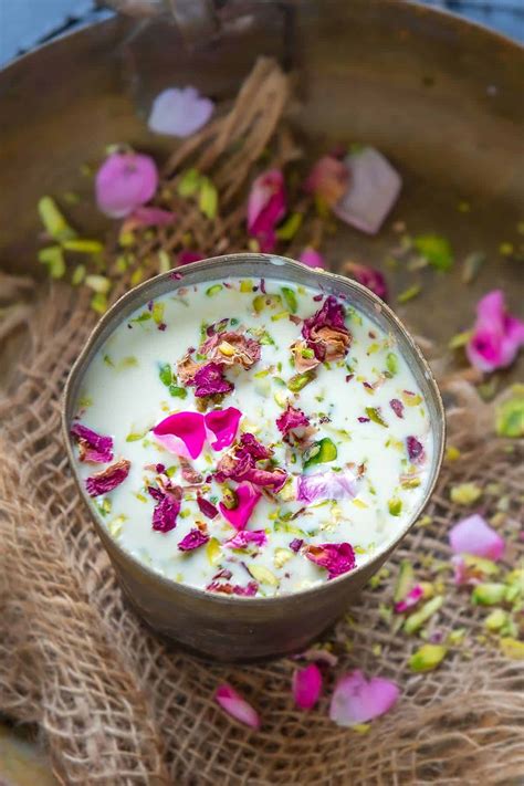 Thandai Recipe Flavored Spiced Holi Drink Whiskaffair