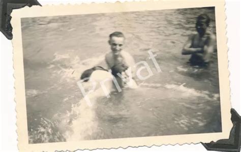 Foto Wk Ii Wehrmacht Soldaten Luftwaffe Nackt Nude Strandbad Freizeit