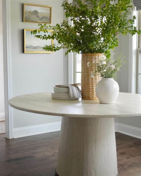 35 Sensational Ideas for Large Round Coffee Tables