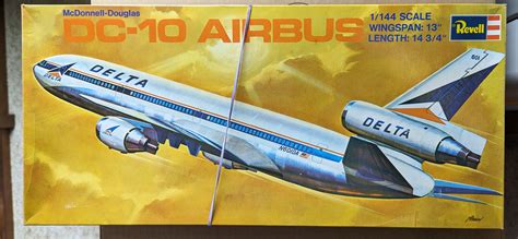 1:144 Revell Delta Air Lines DC-10 “Airbus” Model Kit – DRAW Decal