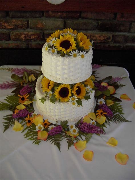 Small Tier Sunflower Wedding Cake Real Life Rose And Blossom