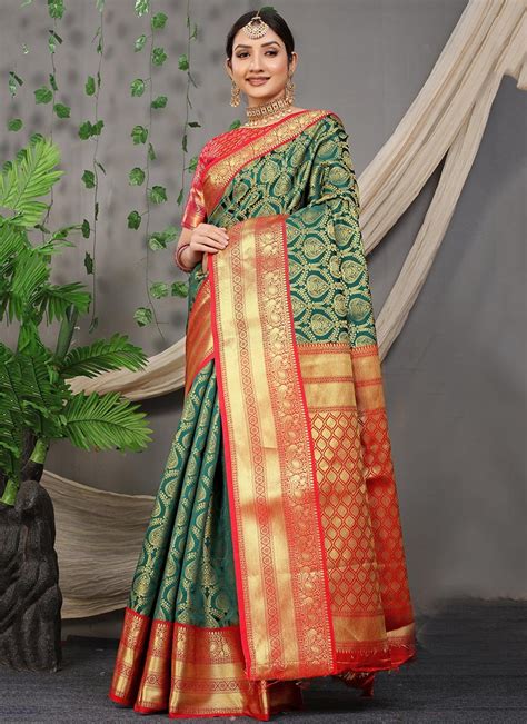 Buy Gold Zari Weaving Work Green Color Patola Silk Saree Festive Wear Online At Best Price Cbazaar