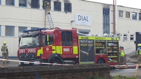 LFB Fire On Fowler Road In Ilford DPL191 WU67 HLX Merce Flickr