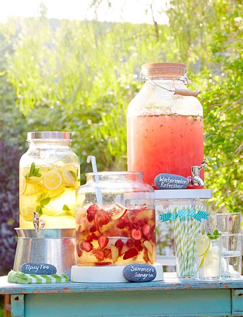 The 16 All-Time Best Backyard Party Ideas | Backyard party, Bbq party