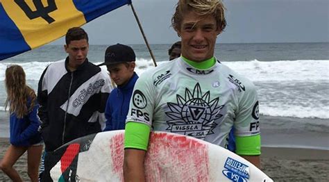 Muere El Reconocido Surfista Zander Venezia A Los 16 Años Yvke Mundial De La Mano Con El Pueblo