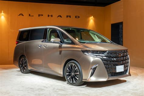 Toyota Alphard Gi D Ki N Quy I T T I Th I Lan S M V