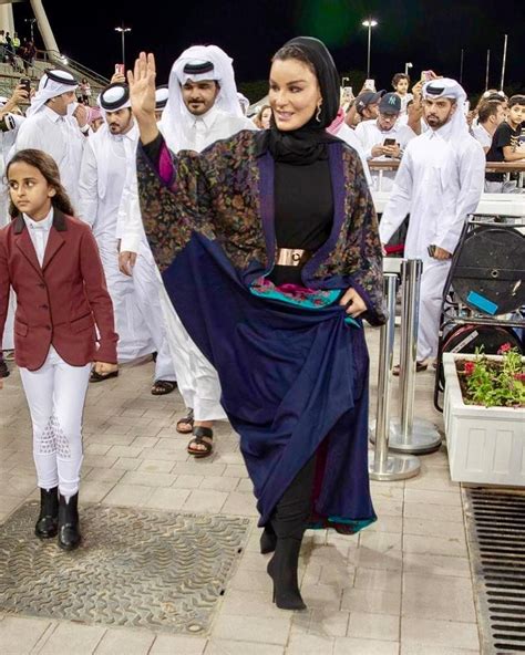 SheikhaMozahFashion On Instagram Fierce Walk Sheikha Moza Looks