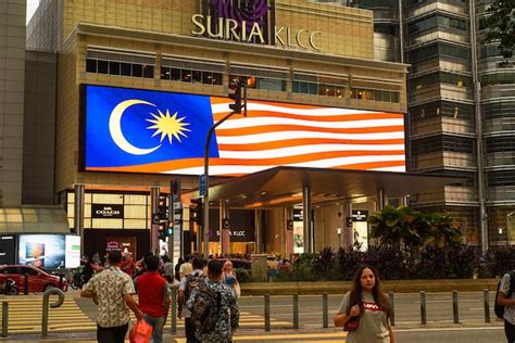 Kuala Lumpur Malaisie Ao T Centre Commercial Suria Klcc Dans La