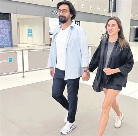 Alina Boz sevgilisi Umut Evirgen le nikah masasına oturuyor İşte tüm