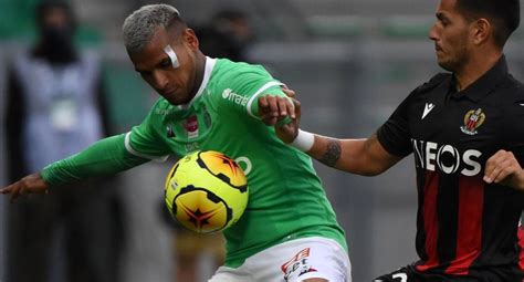 Miguel Trauco Se Qued Sin Entrenador Saint Etienne Despidi A Claude