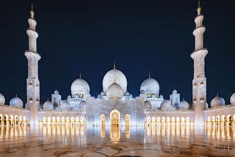 Private Ganzt Gige Stadtrundfahrt Durch Abu Dhabi Dubai Vereinigte