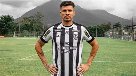 Lateral Ex Figueirense Chega Para Refor Ar O Botafogo Pb Voz Da Torcida