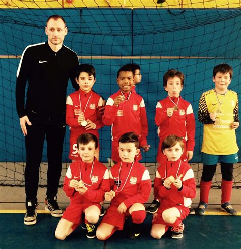 Actualité Les U9 au tournoi en salle de l US Formant club Football