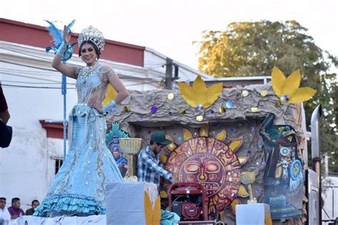 Las Calles Principales Del Pueblo Se Orial De La Villa De Ahome Se