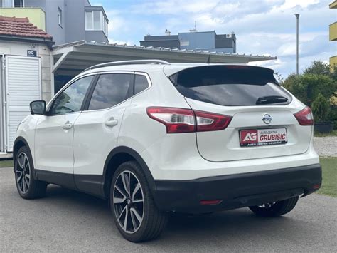 Nissan Qashqai Dci Tekna Kw Vlasnik Veliki Servis