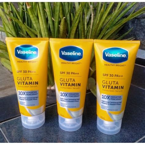 Jual VASELINE SPF 30 PA GLUTA VITAMIN SUNSCREN SERUM 180 ML Shopee