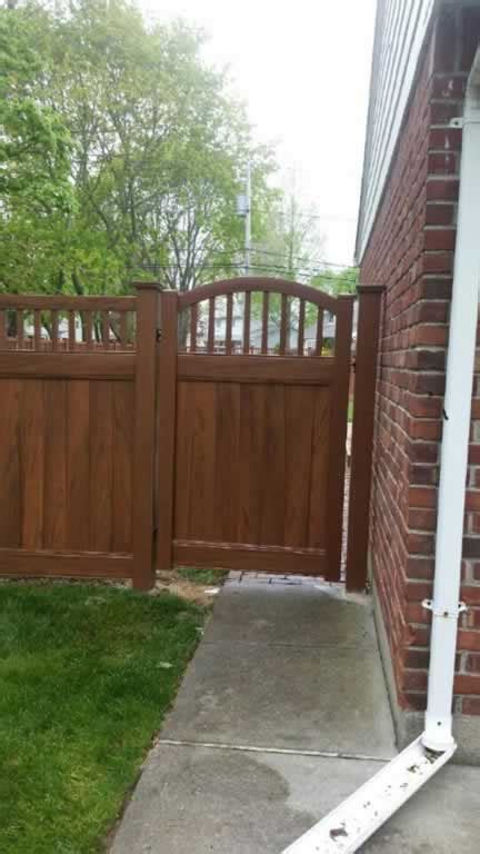 Wood Grain Vinyl Fences Gates Railings Liberty Fence Railing