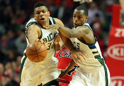 Milwaukee Bucks Grades From 100 90 Loss To Bulls