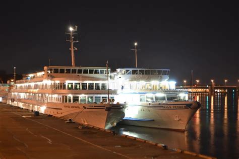 River Cruise Ships at Night. Editorial Photo - Image of neva, tourist ...