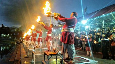 Ganga Aarti In Rishikesh & Timing of Ganga Aarti in Rishikesh