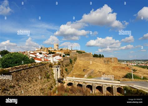 Estremoz portugal hi-res stock photography and images - Alamy