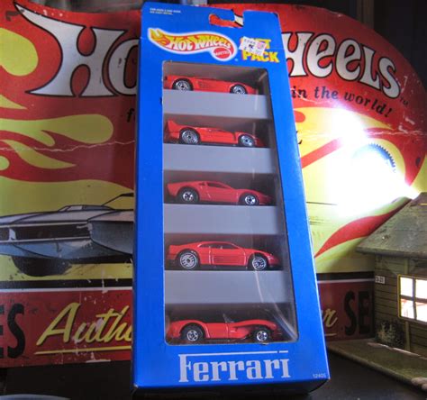HumWheels 1994 Hot Wheels Ferrari Gift Pack