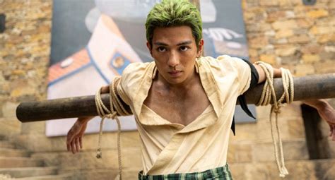 Netflix's One Piece: Mackenyu Channels Zoro's Workout in Buff New Photo ...