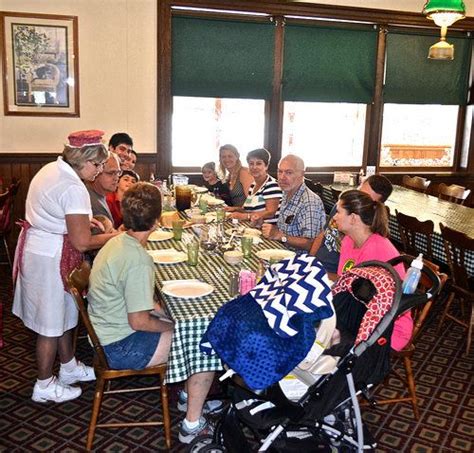 Traditional Amish Cooking and Homestyle Eating – Good ‘n Plenty ...