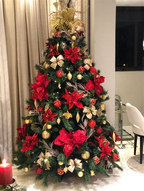 Rvore Tradicional Vermelha E Dourado Rvore De Natal Vermelha E