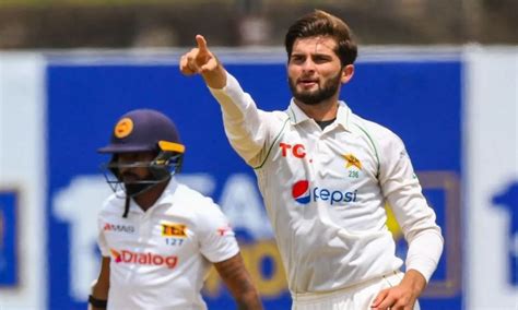 Sl Vs Pak 1st Test Pak Bowlers Pick Up 4 Wickets In 2nd Session