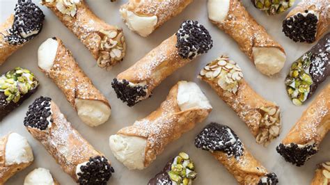 Top 10 BEST Cannoli Desserts - Recipes | Hardcore Italians