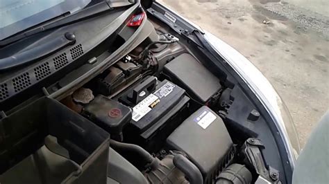 How To Easily Replace The Battery On A 2014 Hyundai Elantra Youtube