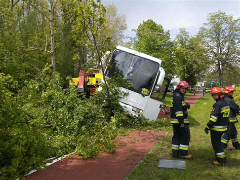 Wypadek Autobusu Z Przedszkolakami Troje Dzieci W Szpitalu Wp Wiadomo Ci